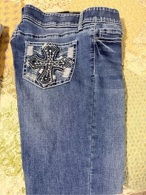 Classic Blue Embellished Pocket Women’s Jeans